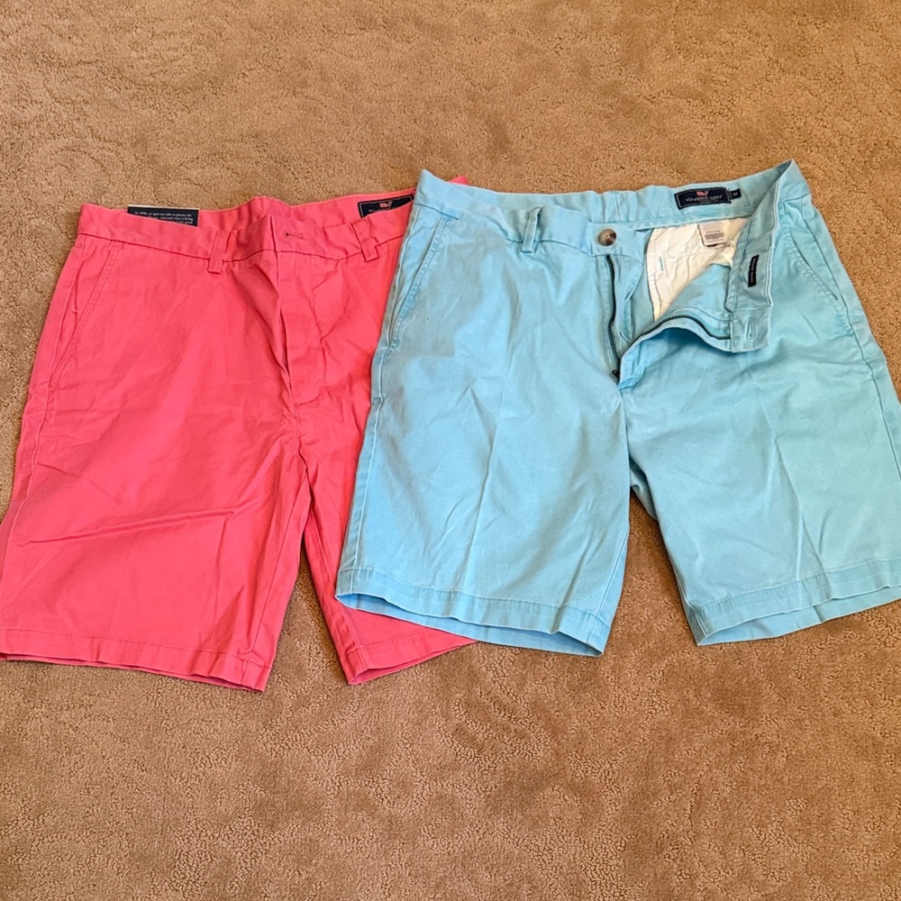 Vineyard Vines Men's Casual Shorts Set - Blue and salmon